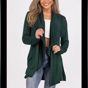 Dana‎ Buchman green cardigan throw